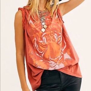 Free People Wrangler Orange Tiger T, XS, Oversized